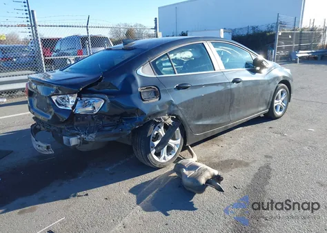 2018 Chevrolet Cruze Lt Auto from USA, damaged, VIN 1G1BE5SM3J7124269